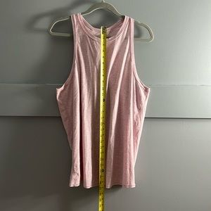 Lululemon top